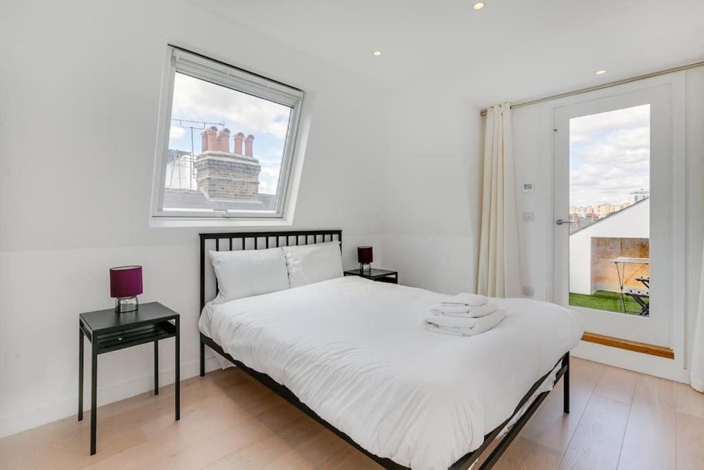 Modern 1 Bedroom Flat In Battersea 伦敦 外观 照片